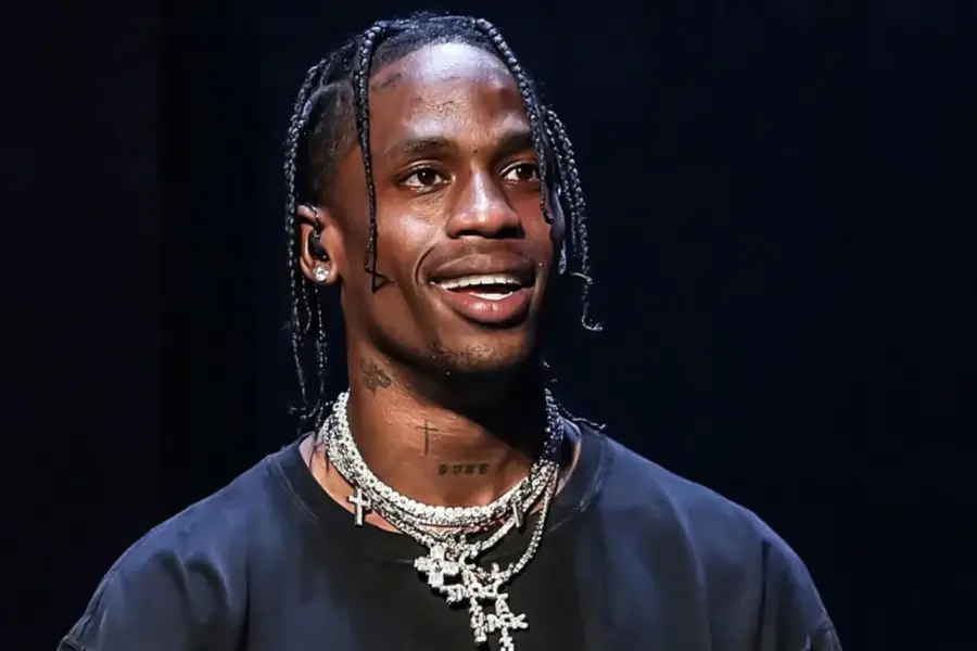 Qual a altura de Travis Scott? Descubra medidas, dados e impacto
