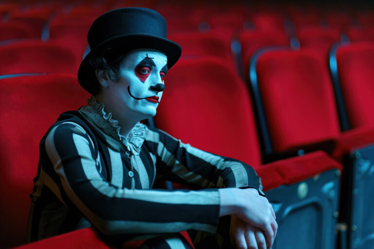 Qual vilão do cinema tem a risada mais icônica de todos os tempos?