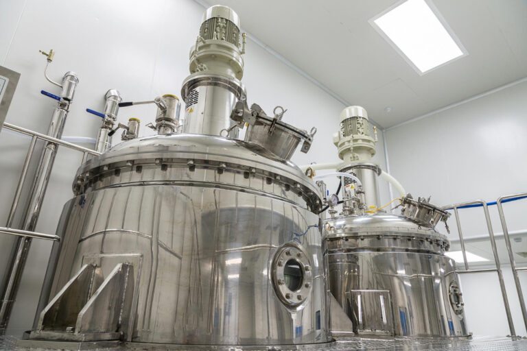 Capela de Exaustão de Gases vs. Capela Química: Diferenças, Vantagens e Usos