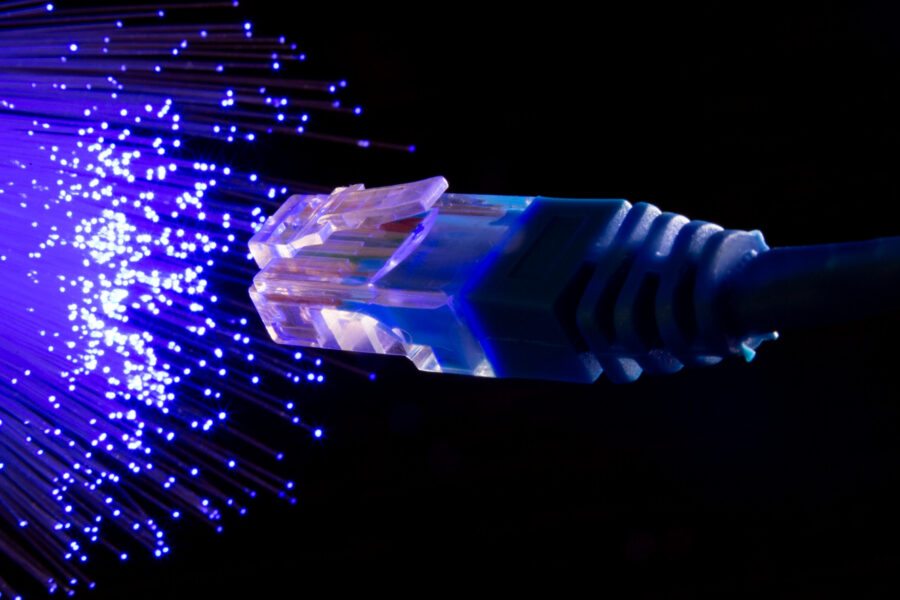 Vantagens do conversor de fibra óptica em longas distâncias de transmissão